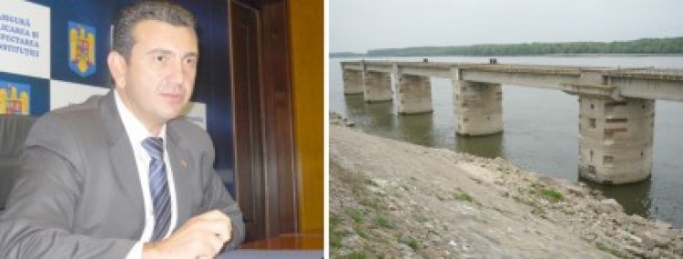 Palaz: Portul de la Lipniţa a fost vândut prin licitaţii trucate